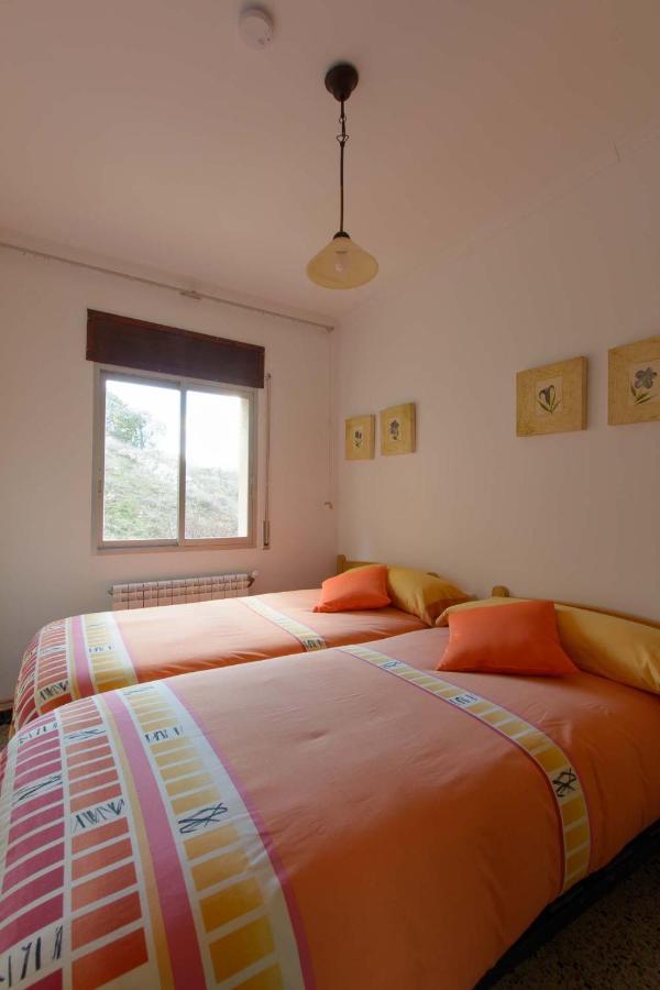 Apartaments La Pertusa 2O Corca  Экстерьер фото