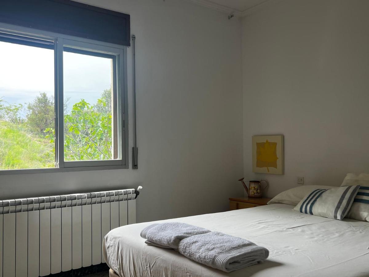 Apartaments La Pertusa 2O Corca  Экстерьер фото